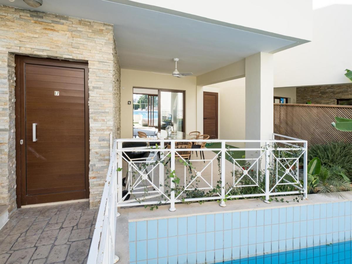 Sanders Aqua Park Resort - Precious 3-Bedroom Holiday Home With Shared Pool Limassol Zewnętrze zdjęcie