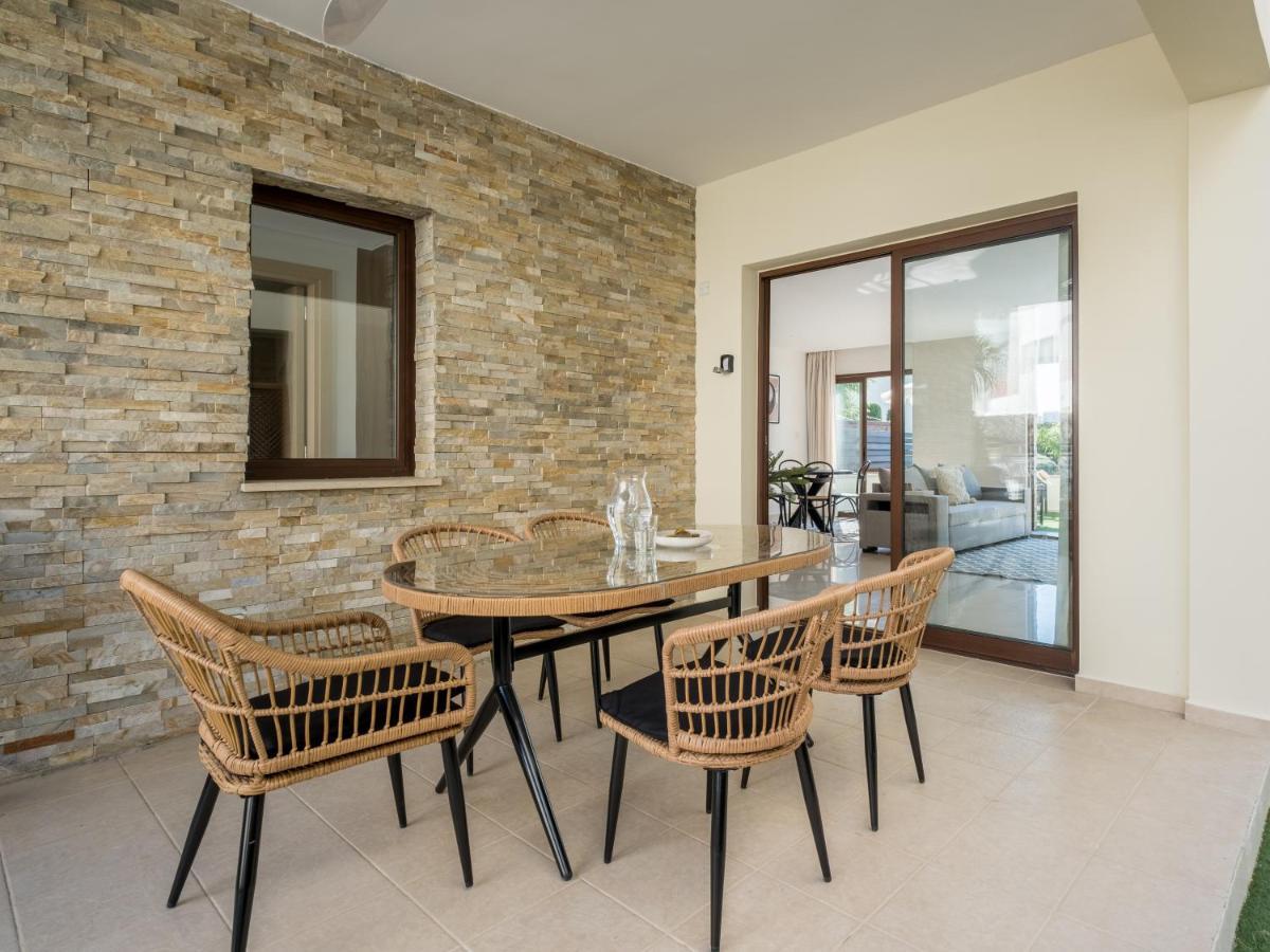 Sanders Aqua Park Resort - Precious 3-Bedroom Holiday Home With Shared Pool Limassol Zewnętrze zdjęcie